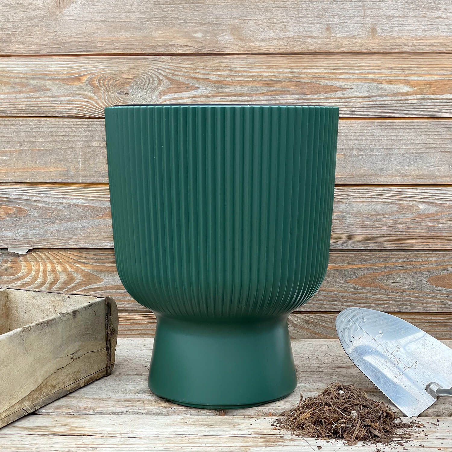 Übertopf mit Sockel Kieferngrün (30 cm)